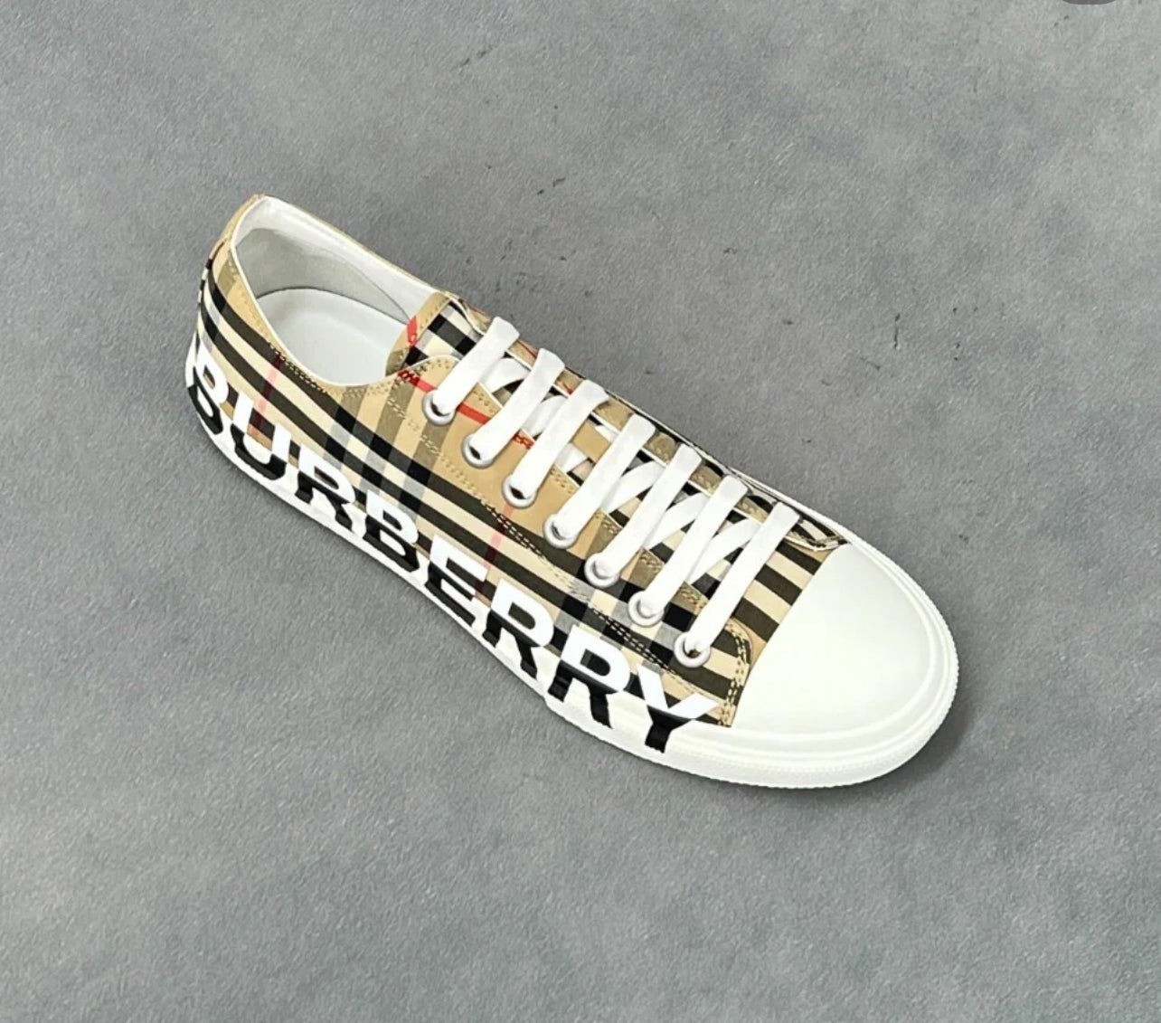 Burberry Mens Sneaker